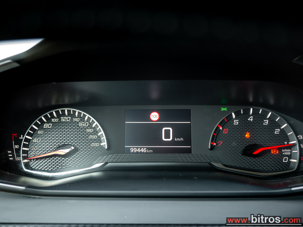 Peugeot 208 2022 1.2 100HP ALLURE BUSINESS — φωτογραφία 32