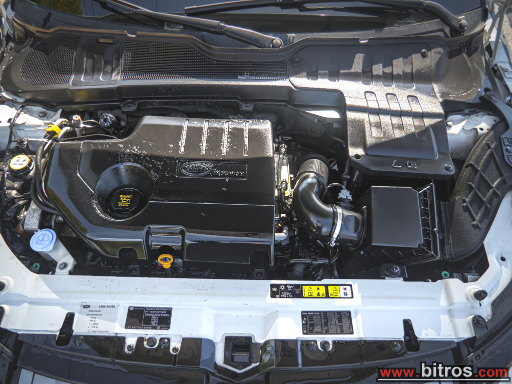 Land Rover Range Rover Evoque 2017 TD4 DYNAMIC AWD R20′ — φωτογραφία 32
