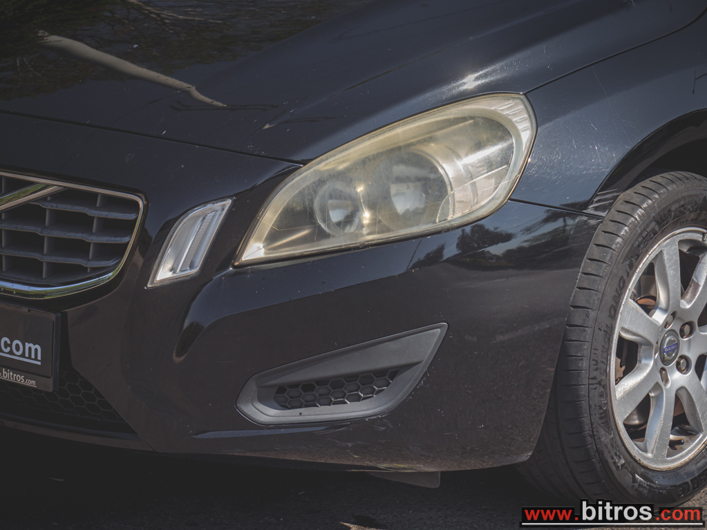 Volvo V60 2012 1.6 TURBO 150HP — φωτογραφία 33