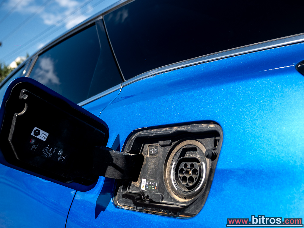 Peugeot 3008 2021 GT-LINE 4×4 300HP HYBRID-4 1.6 e-EAT8 Plug In Hybrid — φωτογραφία 35