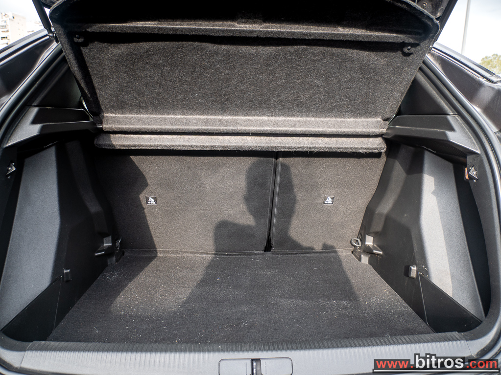 Peugeot 2008 2022 1.5 BLUEHDI 110HP 0e ΤΕΛΗ! CRUISE-CAMERA ΕΛΛΗΝΙΚΟ — φωτογραφία 35