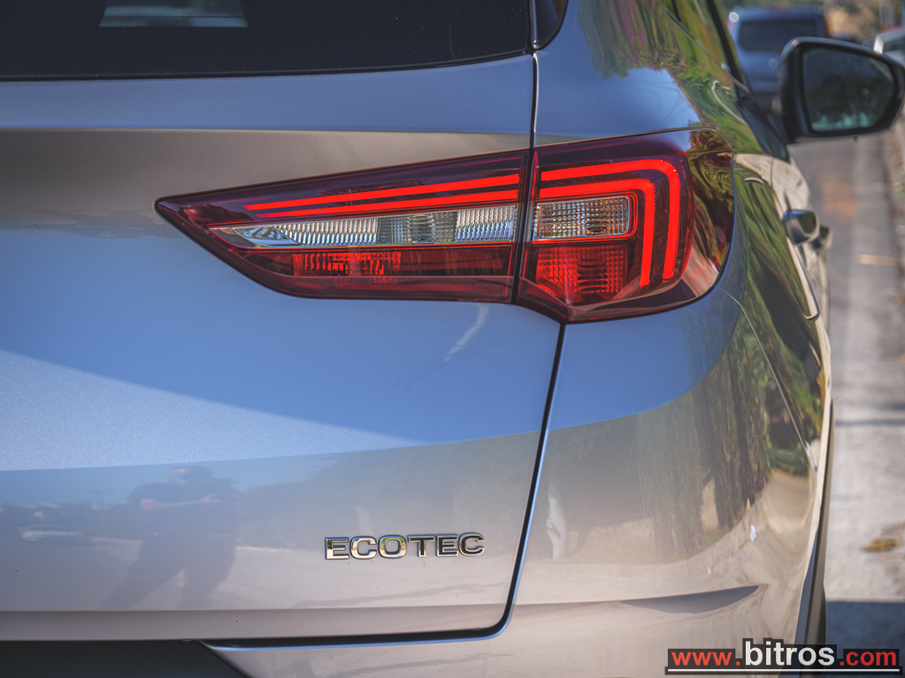 Opel Grandland X 2021 ELEGANCE 1.2 TURBO ECOTEC 130HP — φωτογραφία 36