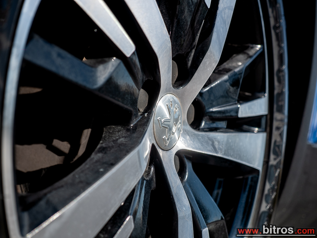 Peugeot 3008 2021 GT-LINE 4×4 300HP HYBRID-4 1.6 e-EAT8 Plug In Hybrid — φωτογραφία 37