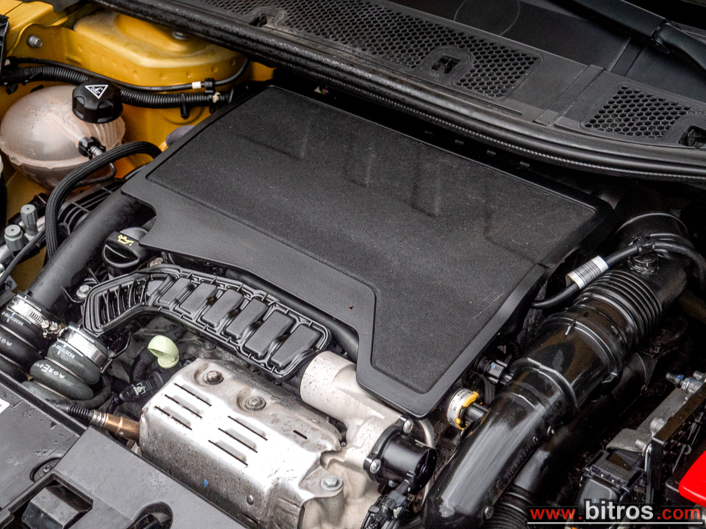 Peugeot 208 2021 GT LINE 1.2 ΜΕ 130 ΙΠΠΟΥΣ!!! ΑΥΤΟΜΑΤΟ! — φωτογραφία 38