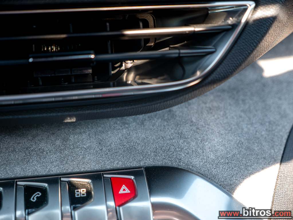 Peugeot 3008 2022 GT +ΟΡΟΦΗ FACE LIFT 44.000Km!! 130HP — φωτογραφία 46