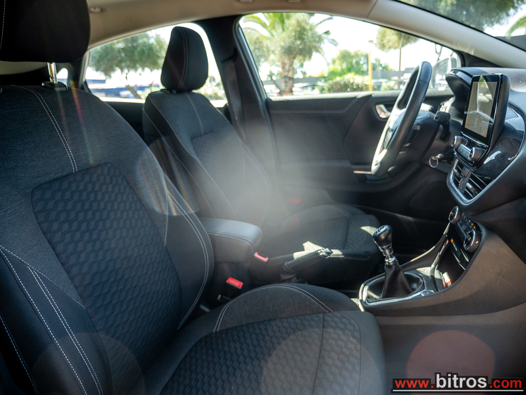 Ford Puma 2020 ΛΙΓΑ ΧΛΜ! ΕΛΛΗΝΙΚΟ ΜΕ NAVI 1.0 MHEV Hybrid 125hp TITANIUM — φωτογραφία 6