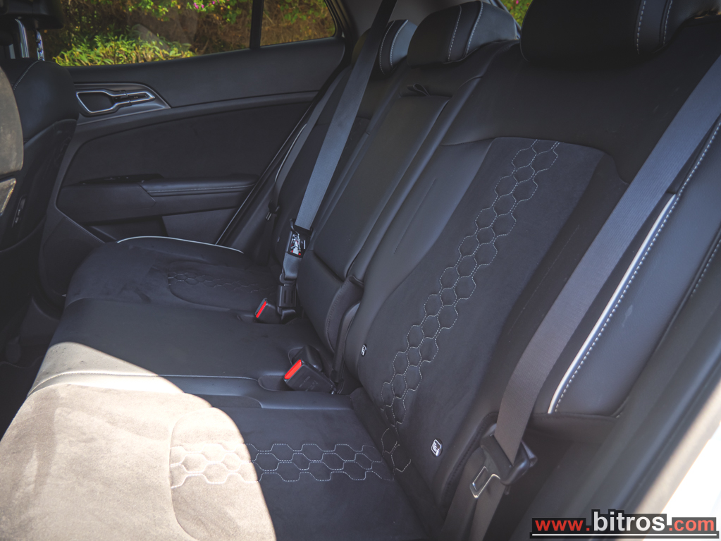 Kia Sportage 2022 GT-Line Premium 1.6 CRDi 136PS — φωτογραφία 6