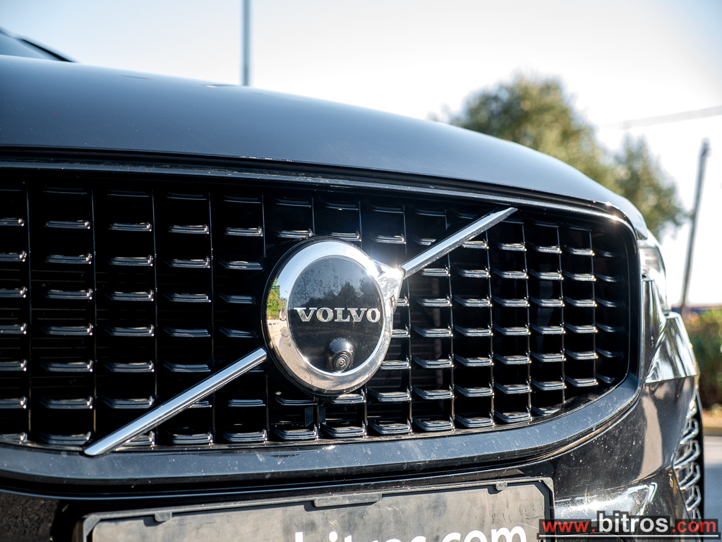 Volvo XC 60 2023 ULTIMATE DARK T8 RECHARGE 455HP PHEV AWD -GR — φωτογραφία 56