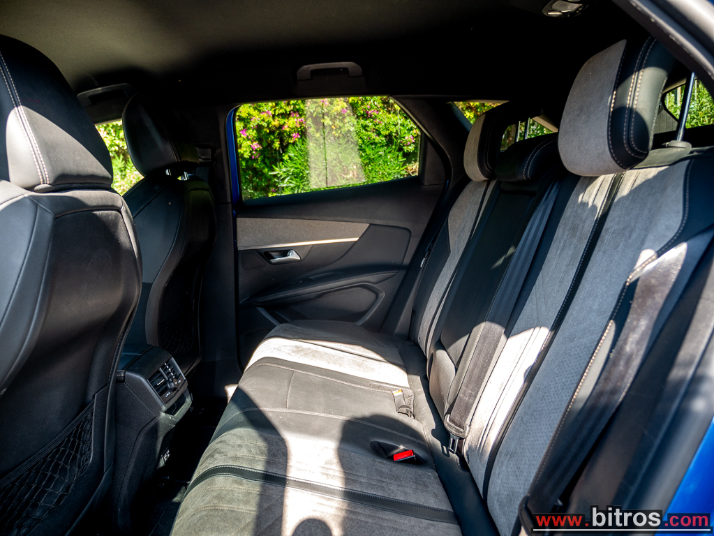 Peugeot 3008 2021 GT-LINE 4×4 300HP HYBRID-4 1.6 e-EAT8 Plug In Hybrid — φωτογραφία 7