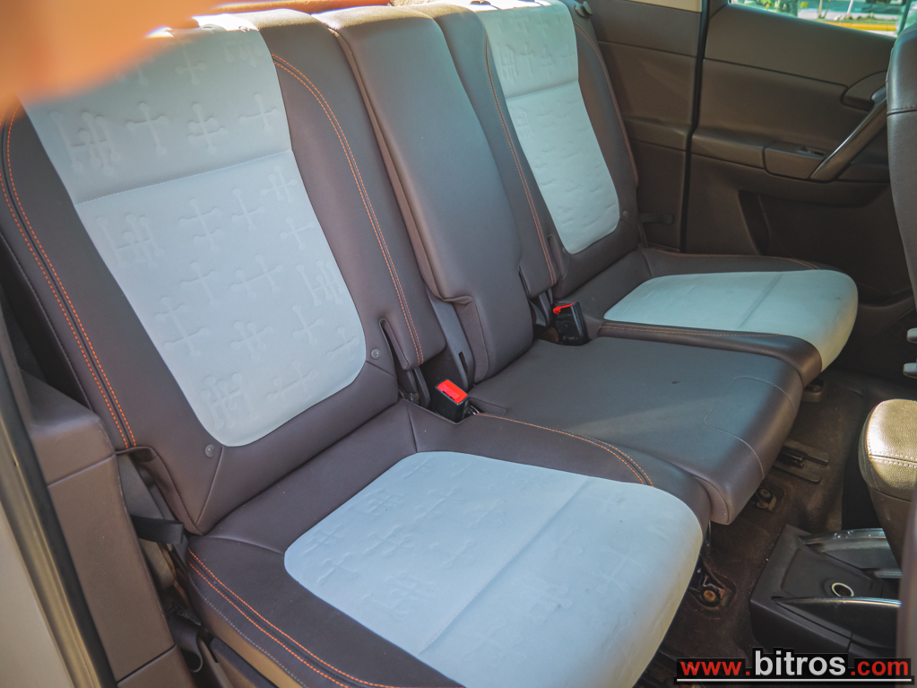 Opel Meriva 2010 1.4 120HP ΛΙΓΑ ΧΛΜ!! — φωτογραφία 7