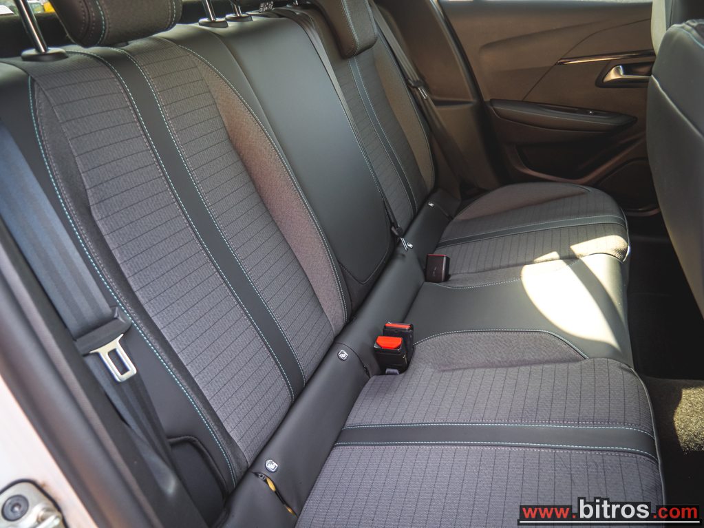Peugeot 208 2021 1.2 100HP ALLURE BUSINESS — φωτογραφία 7