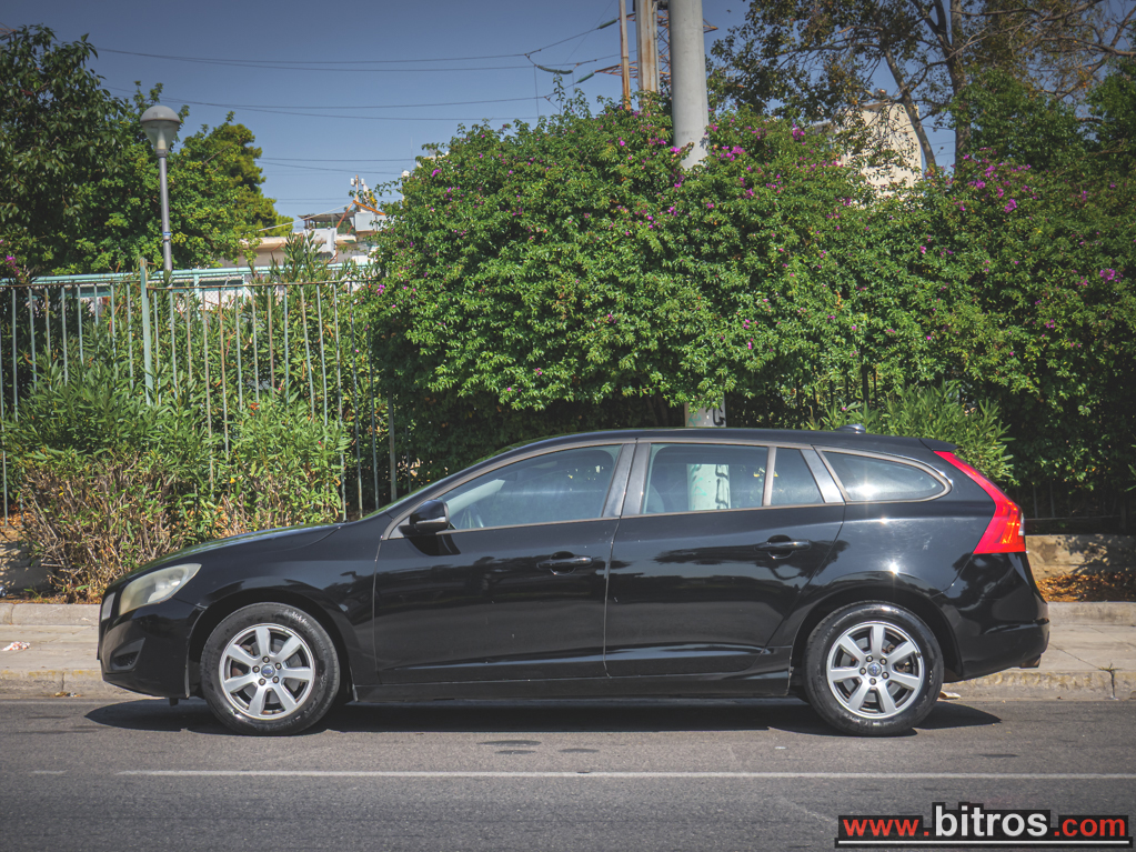 Volvo V60 2012 1.6 TURBO 150HP — φωτογραφία 9