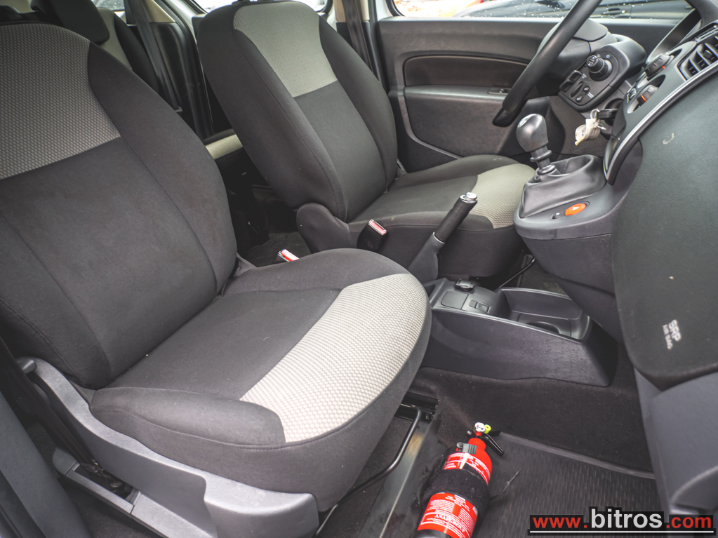 Renault Kangoo 2019 5ΘΕΣΙΟ ΙΧ ΜΕ ΔΥΝΑΤΟΤΗΤΑ ΜΕΤΑΤΡΟΠΗΣ ΣΕ ΕΠΑΓΓΕΛΜΑΤΙΚΟ — φωτογραφία 8