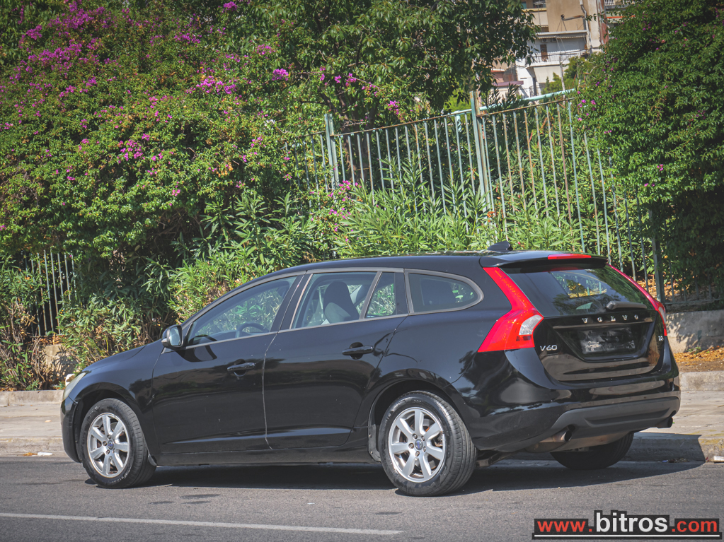 Volvo V60 2012 1.6 TURBO 150HP — φωτογραφία 10